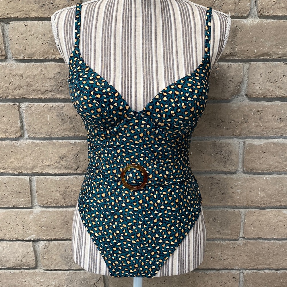 Women’s one piece swimsuit Leopard print, O ring bathing suit